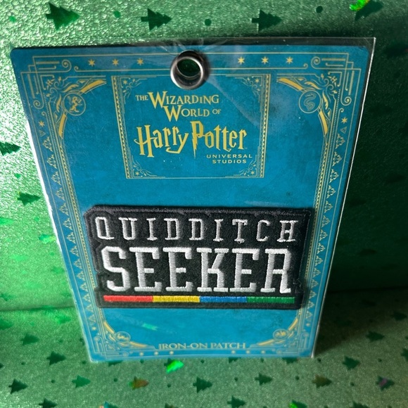 Harry Potter iron on patch Quidditch Seeker from Universal Studios nwt - Picture 2 of 3